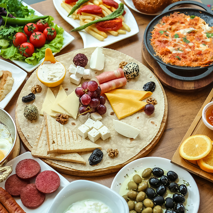 Breakfast Food With Crackers1