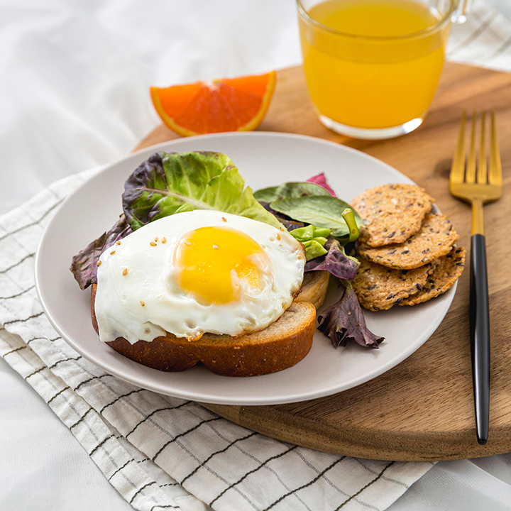 Breakfast Food With Crackers2
